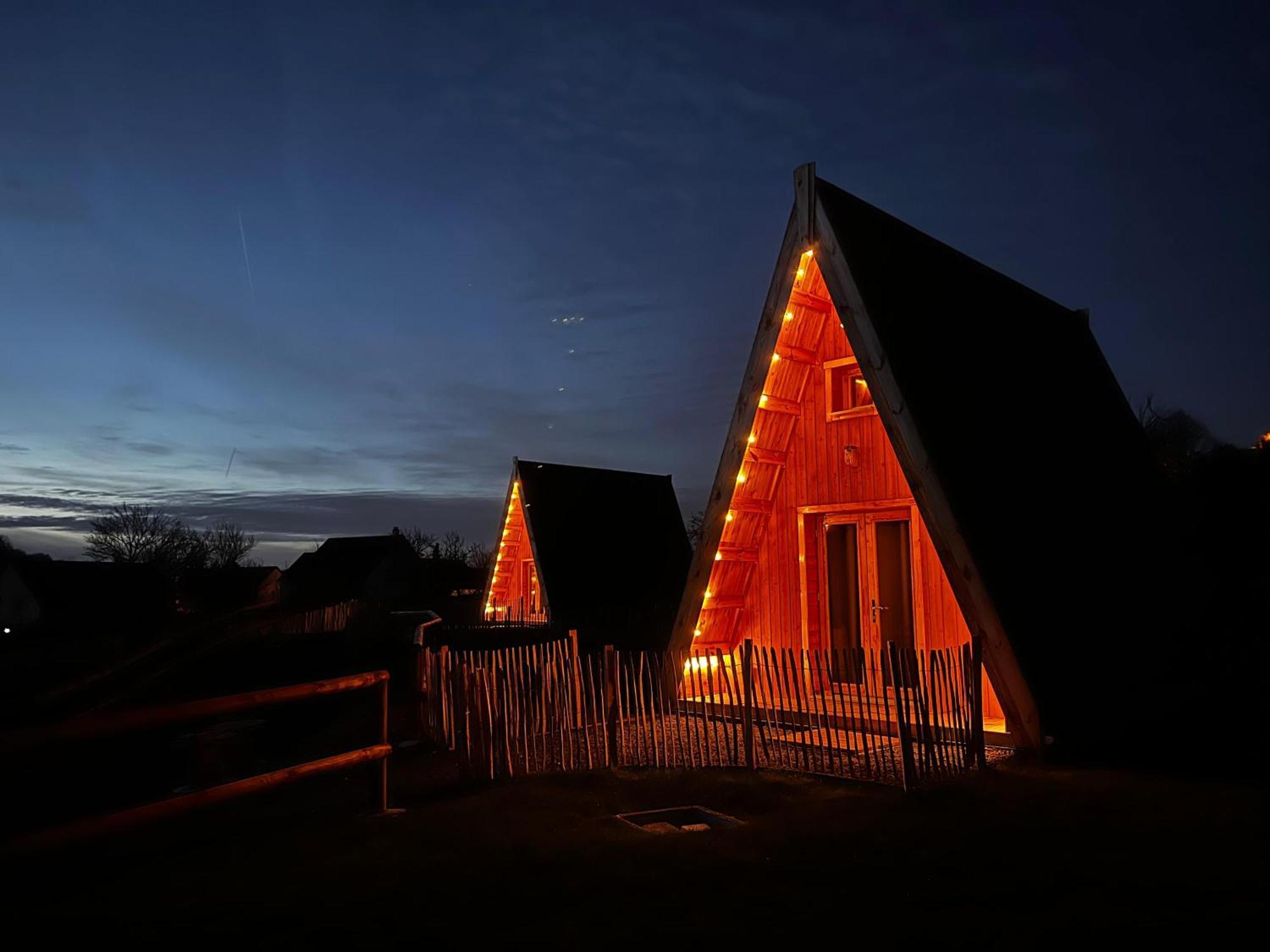 Tiny House Ardennes Villa Fromelennes Eksteriør billede